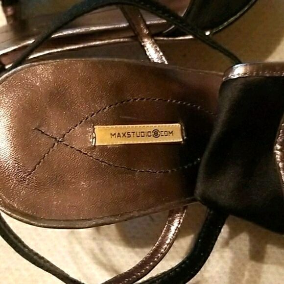 Ladies Designer Shoes by Maxx Studio - Picture 2 of 8